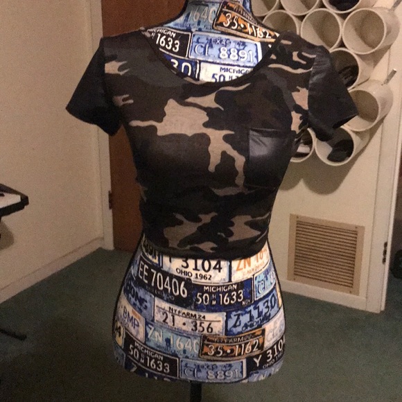 Short shirt - Picture 2 of 5